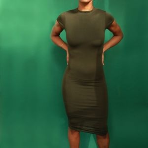 Green (hold you dress)